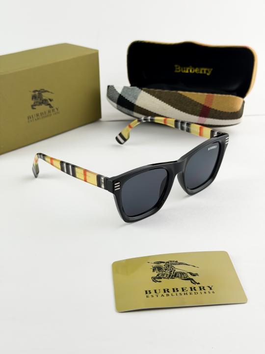 Burberry Sunglass