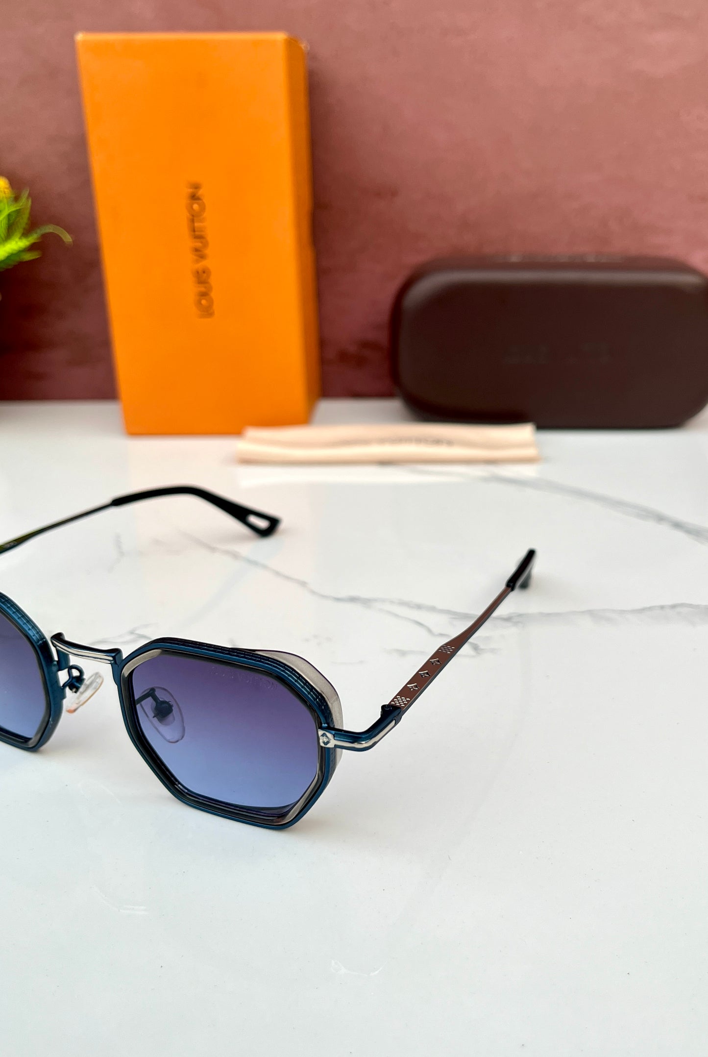 Louis Vuitton sunglass