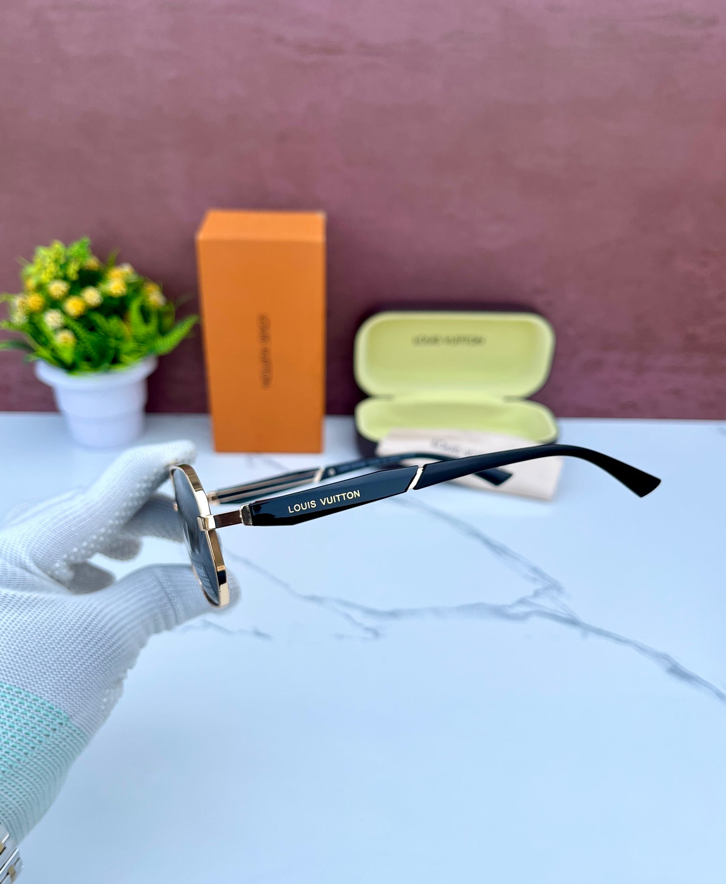 Louis Vuitton Sunglass