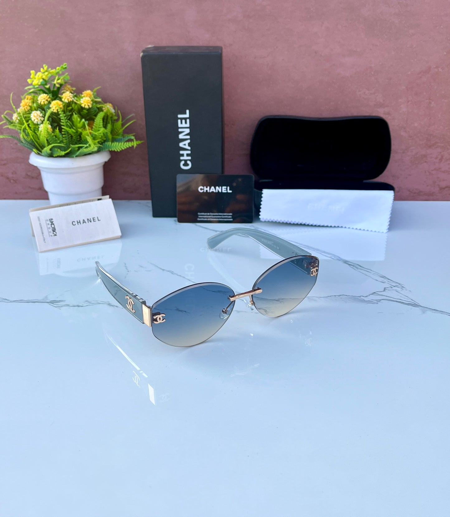 Chanel Sunglass