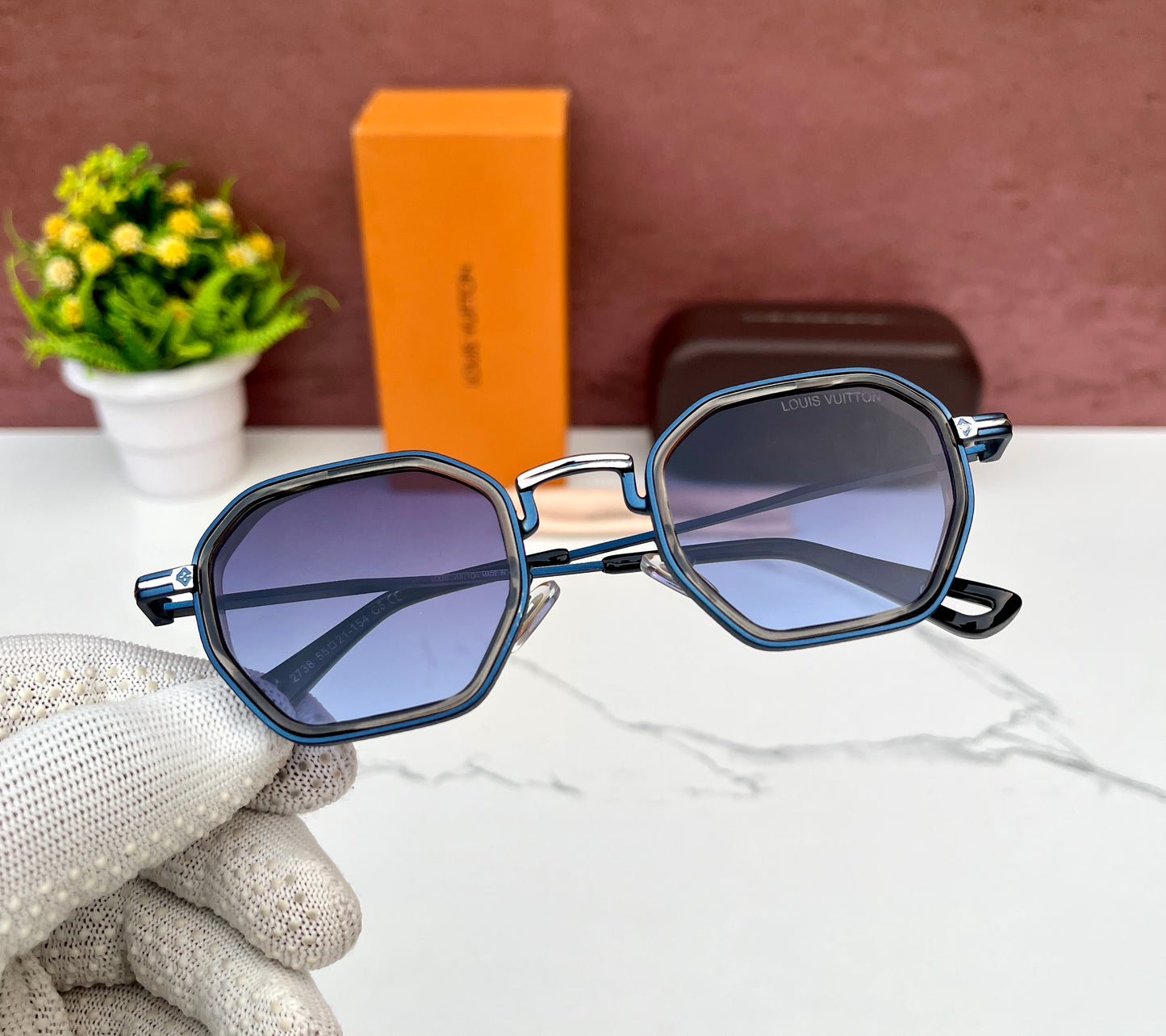 Louis Vuitton sunglass