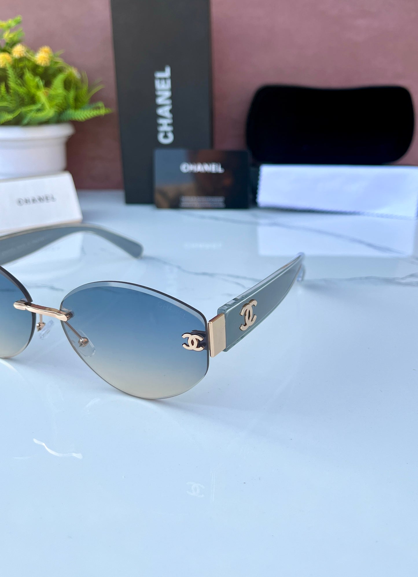 Chanel Sunglass