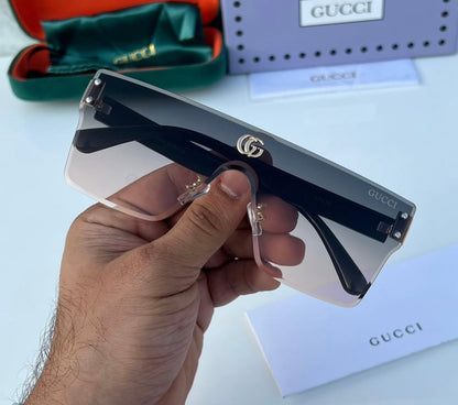 Gucci sunglass