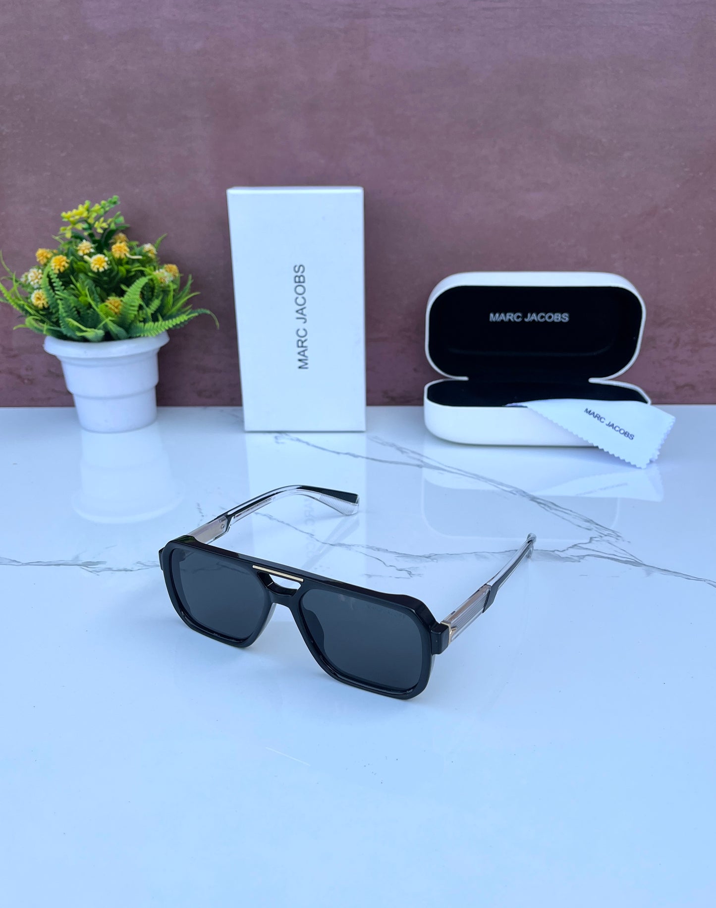 Marc Jacobs Sunglass