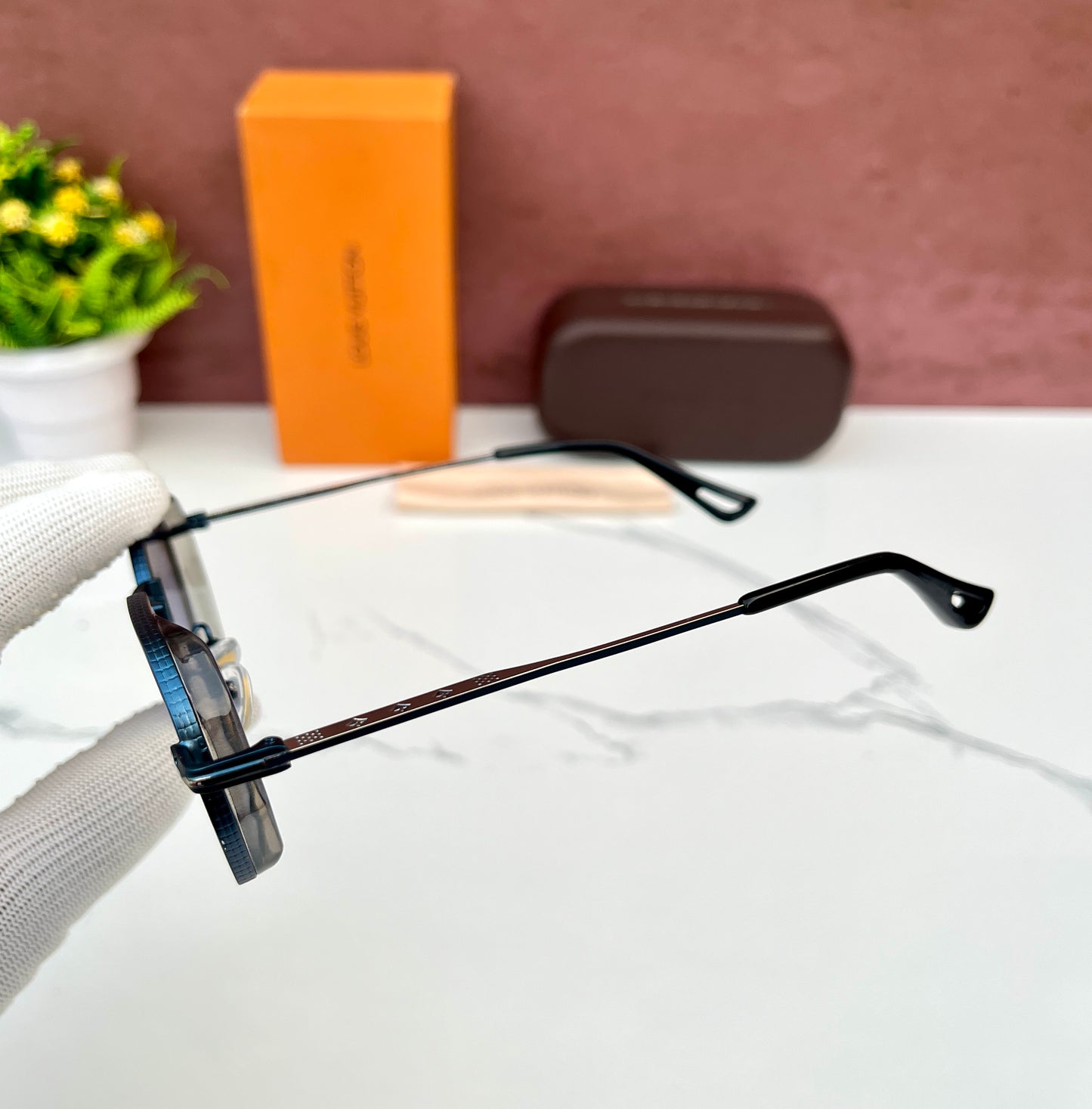 Louis Vuitton sunglass