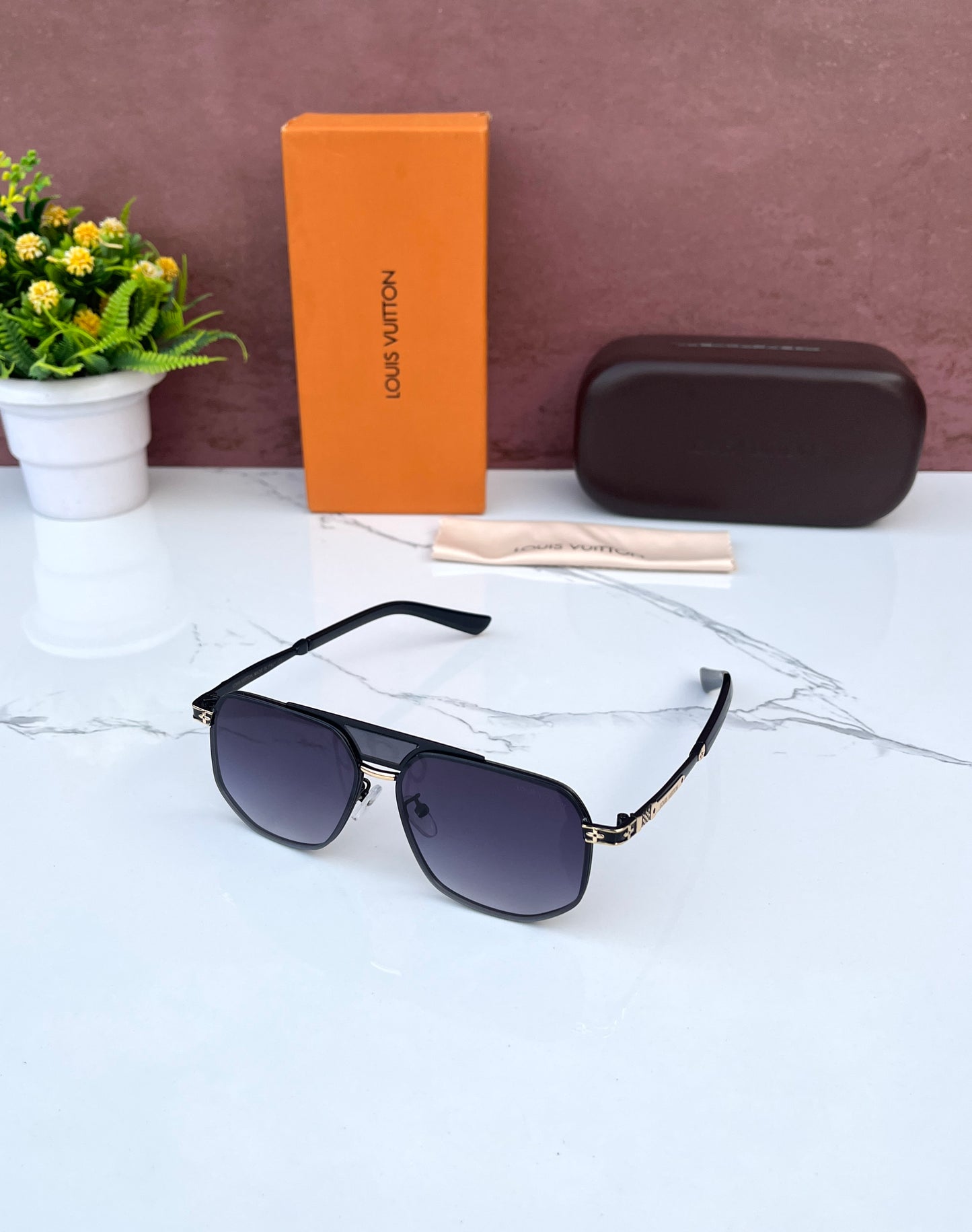 Louis Vuitton Sunglas