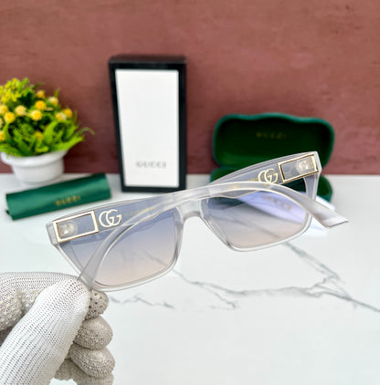 Gucci sunglass