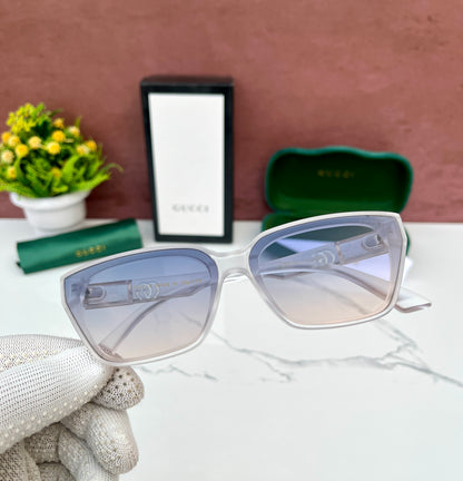 Gucci sunglass