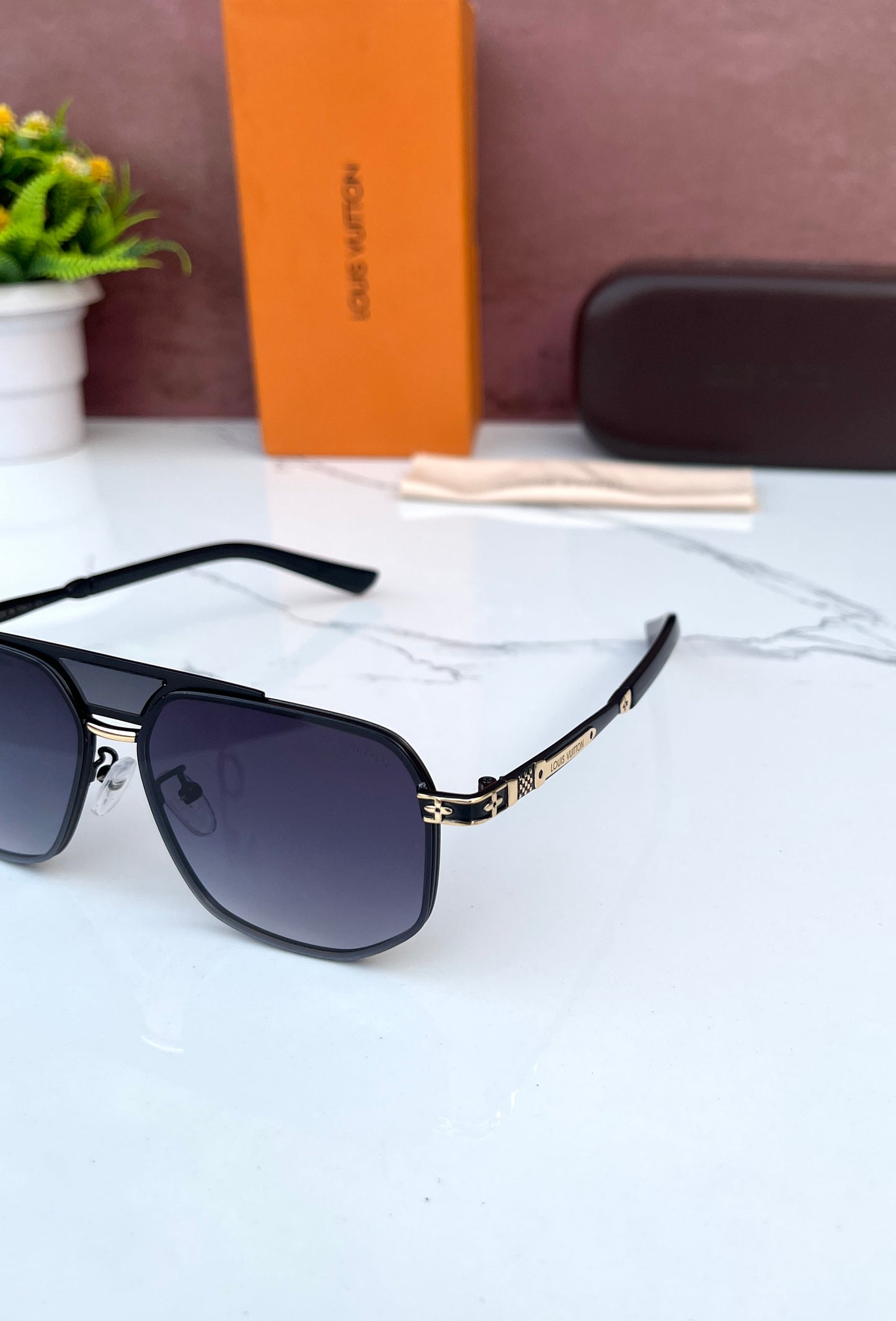 Louis Vuitton Sunglas