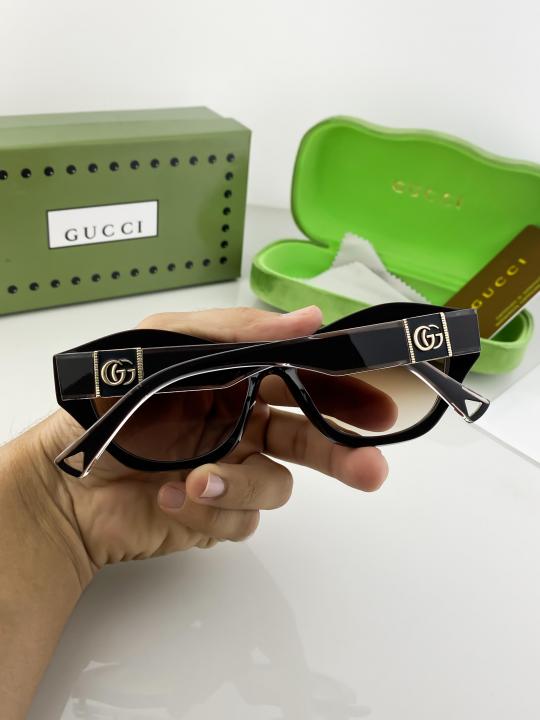 Gucci Sunglass