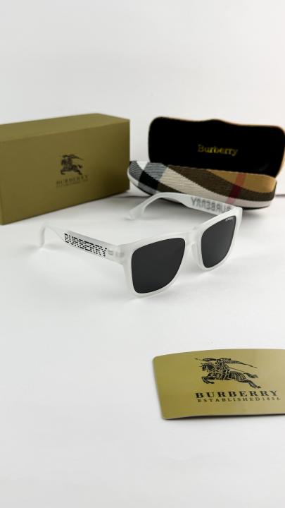 Burberry Sunglass