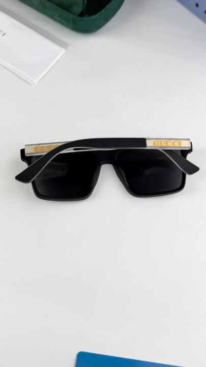 Gucci Sunglass