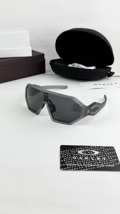 Oakley Sunglass
