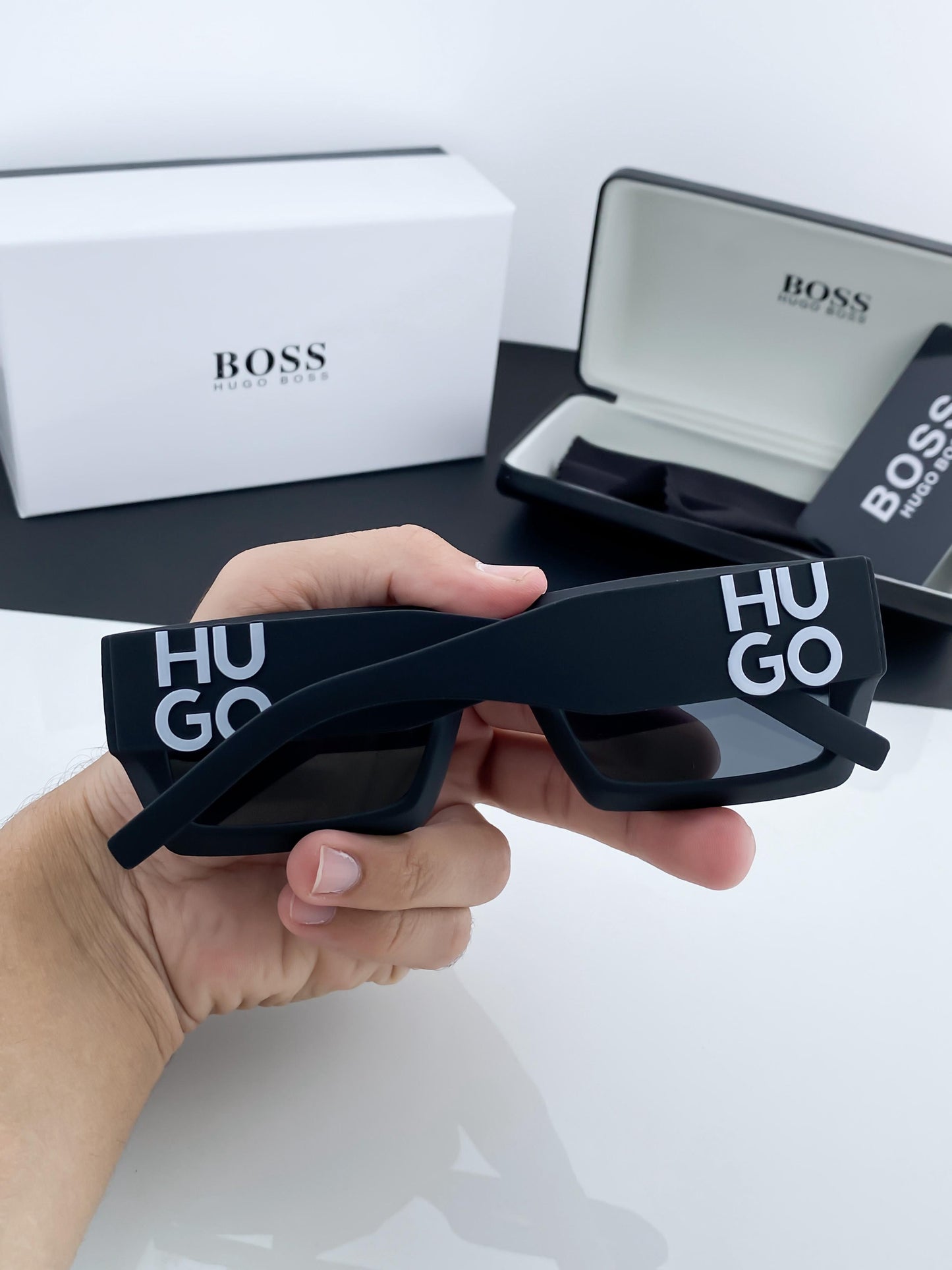 Hugo Boss Sunglass
