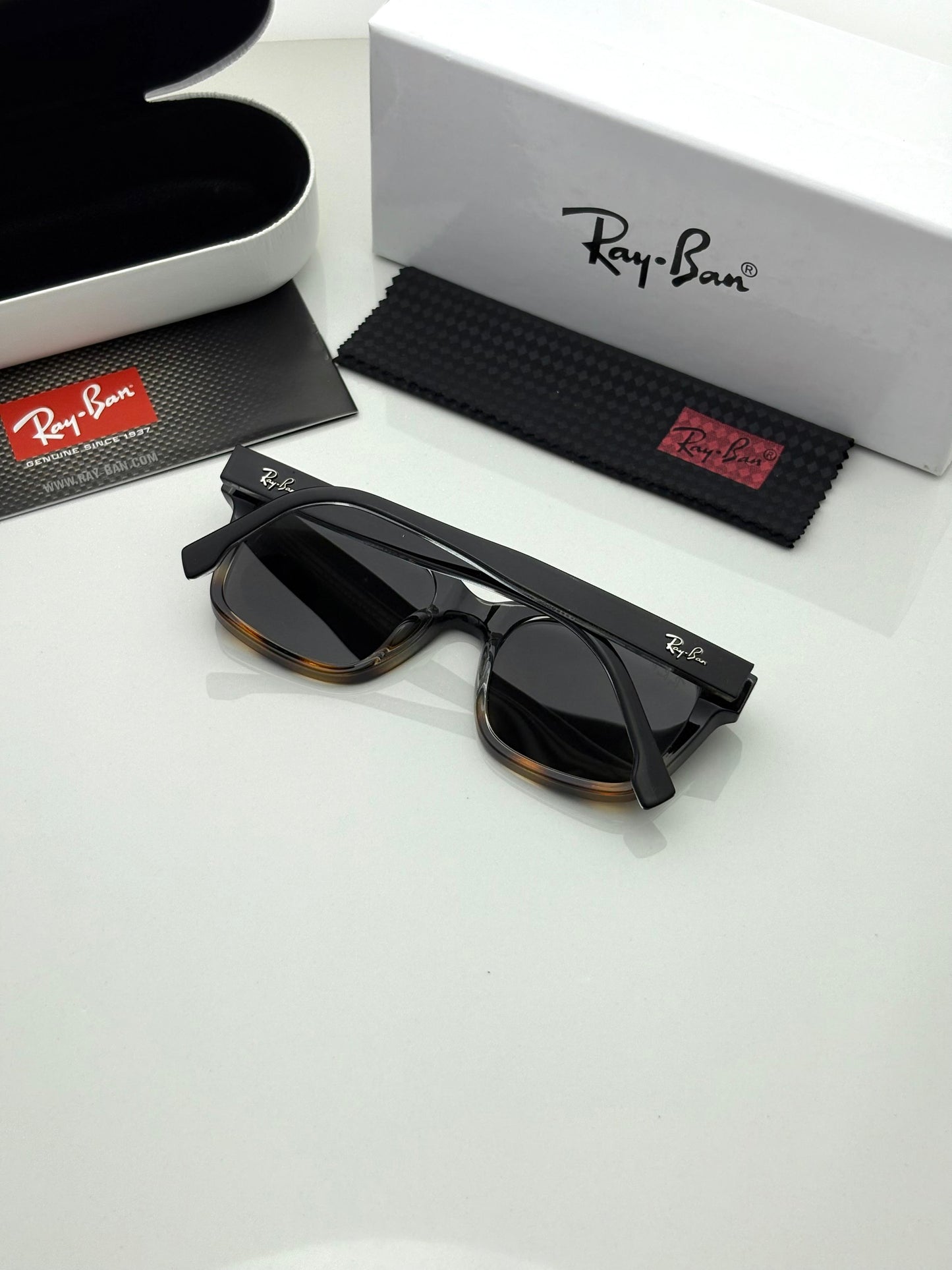 Rayban sunglass