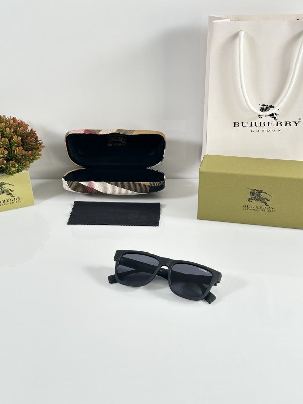 Burberry Sunglass