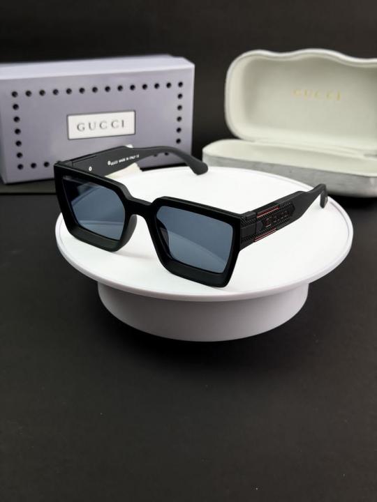 Gucci Sunglass