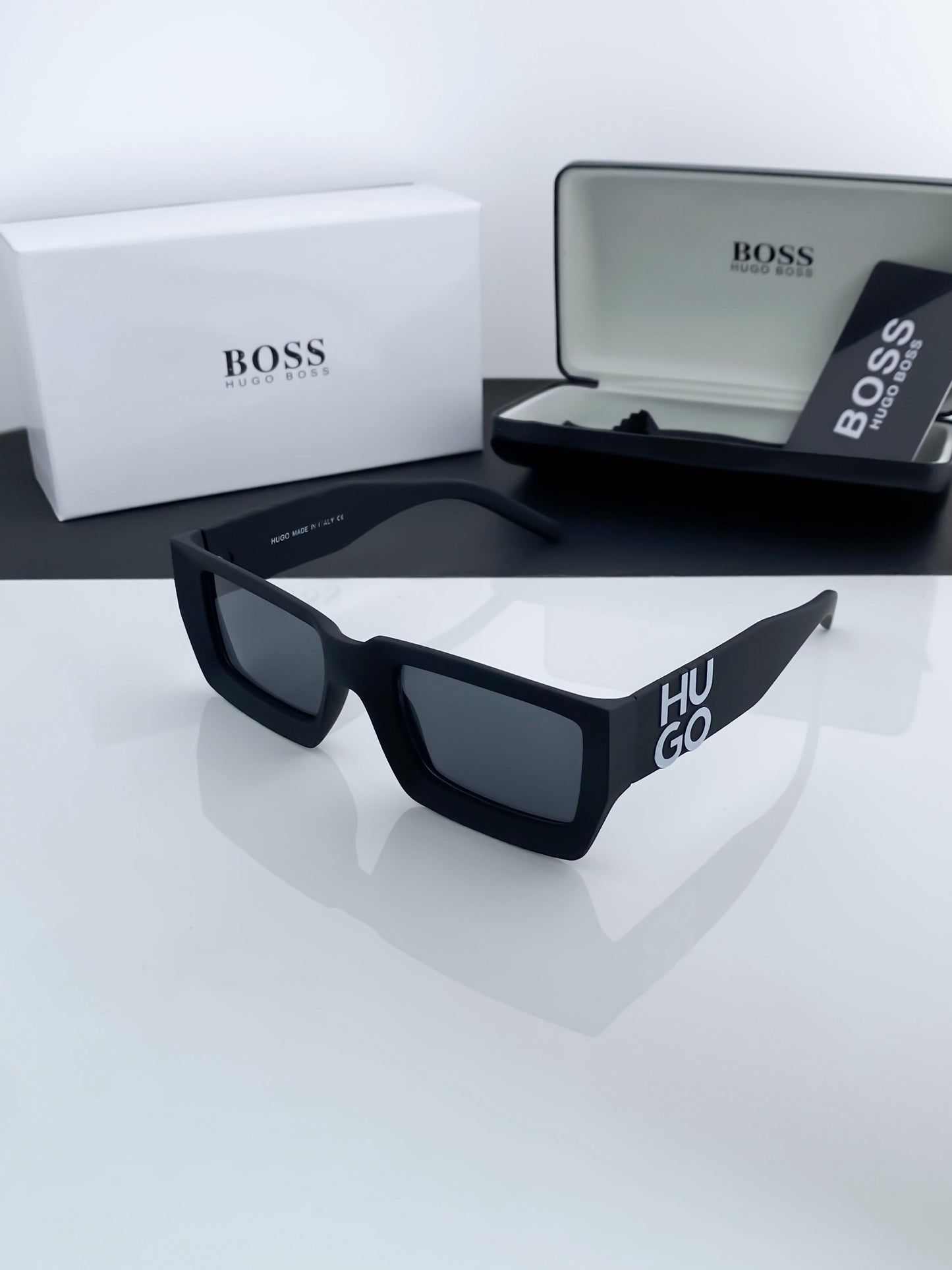 Hugo Boss Sunglass