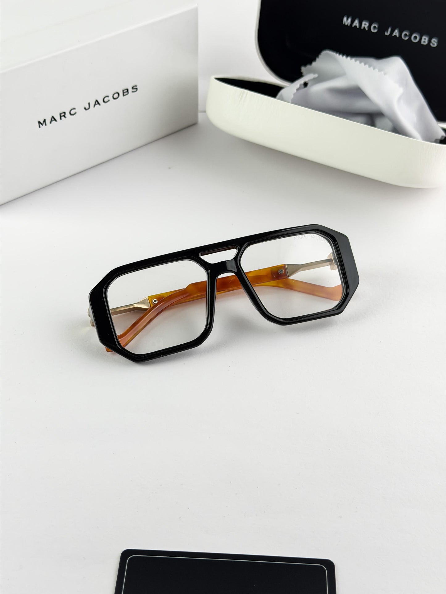 Marc Jacobs Frame Sunglass