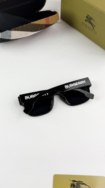 Burberry Sunglass