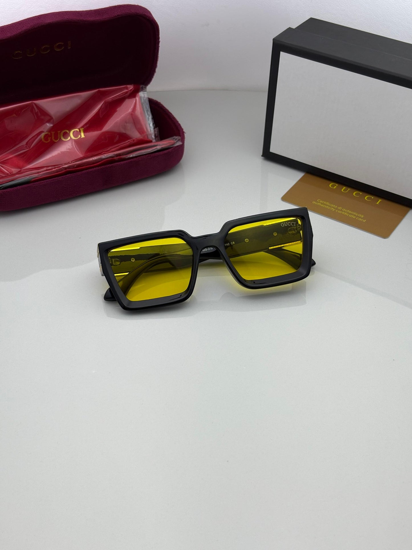 Gucci Sunglass