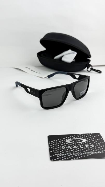 Oakley Sunglass
