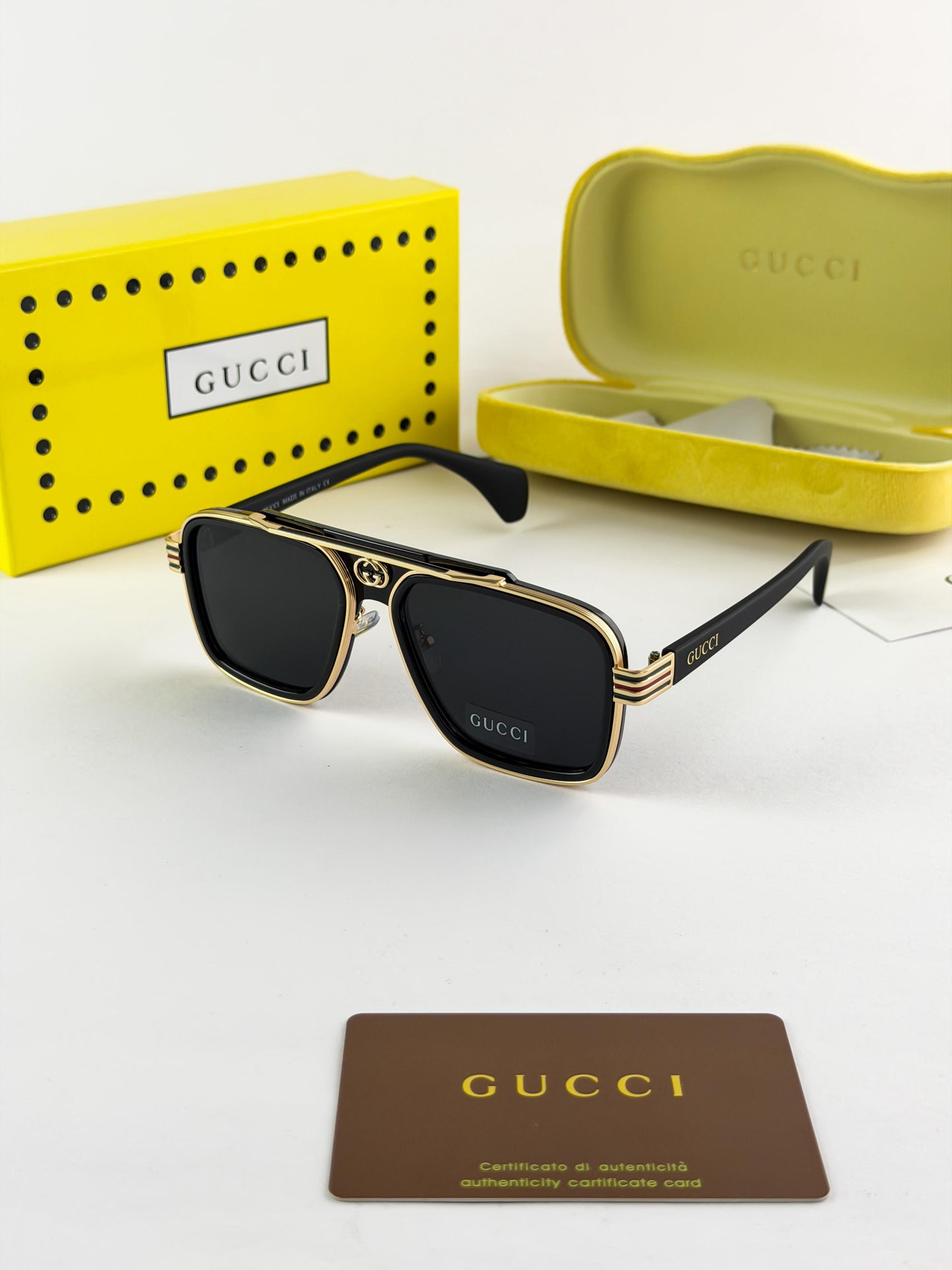 Gucci Sunglass