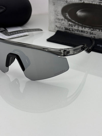Oakley Sunglass