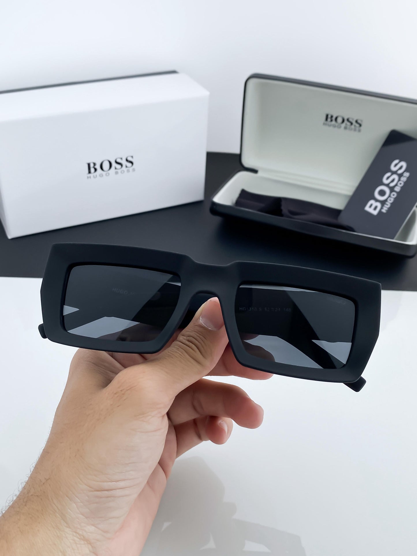 Hugo Boss Sunglass