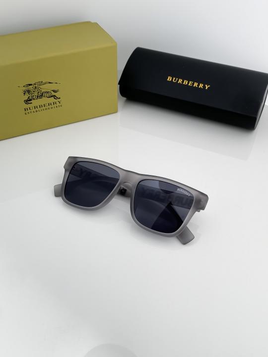 Burberry Sunglass