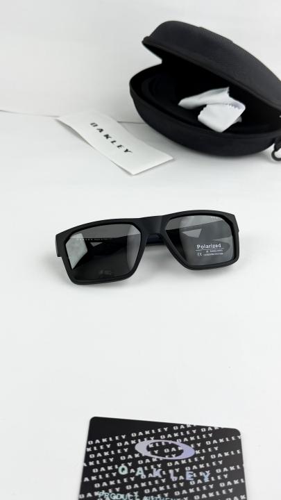 Oakley Sunglass