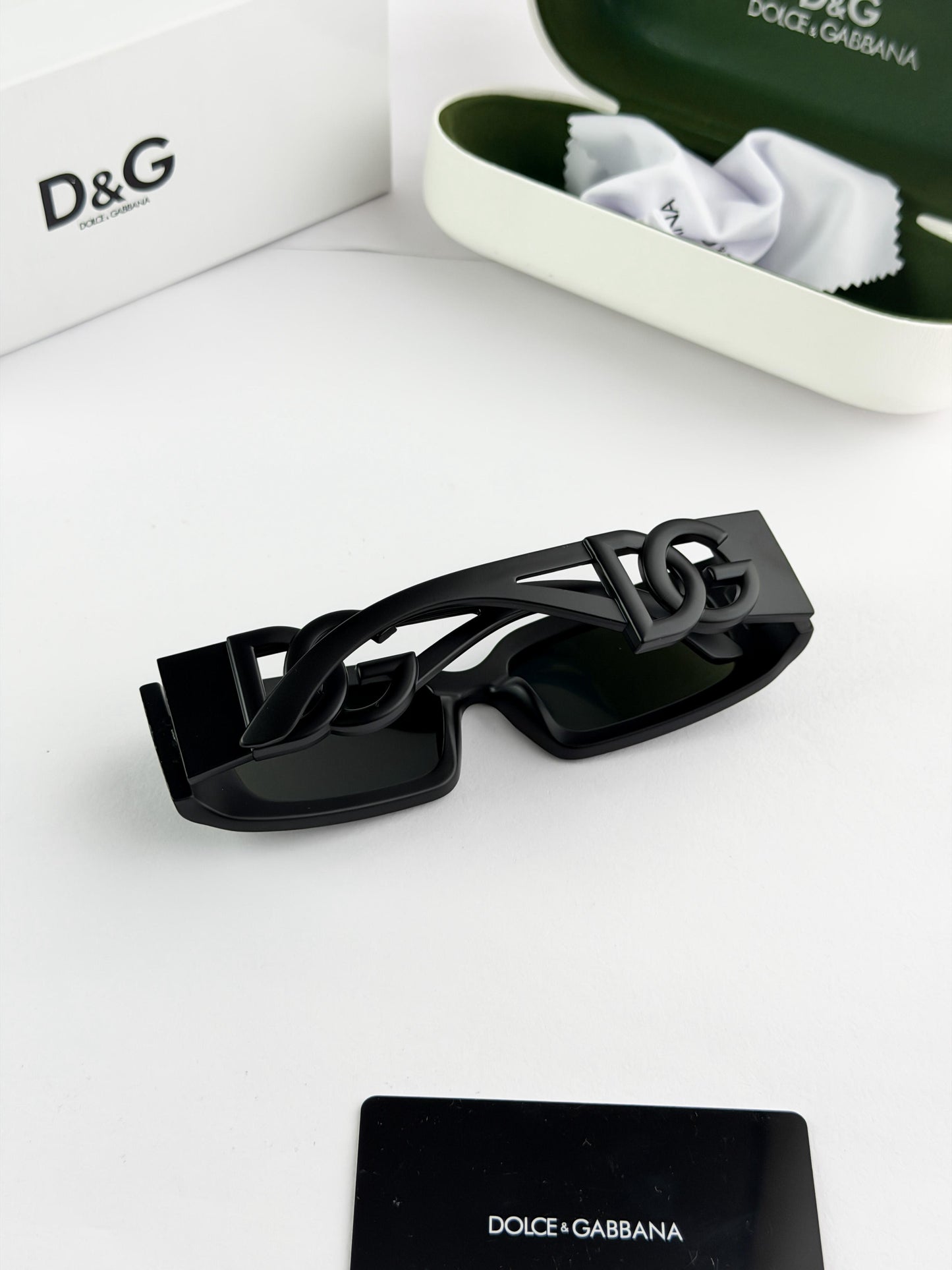 Dolce & Gabbana Sunglass