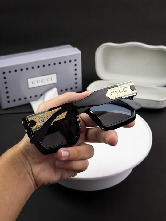 Gucci Sunglass
