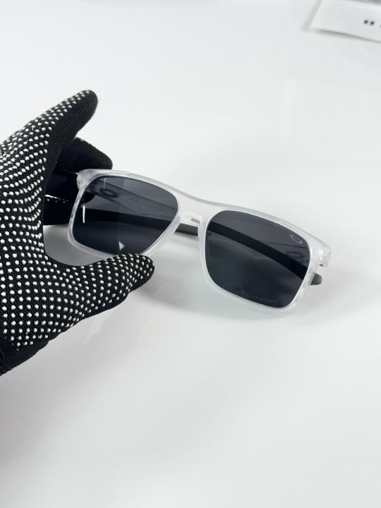 Oakley Sunglass