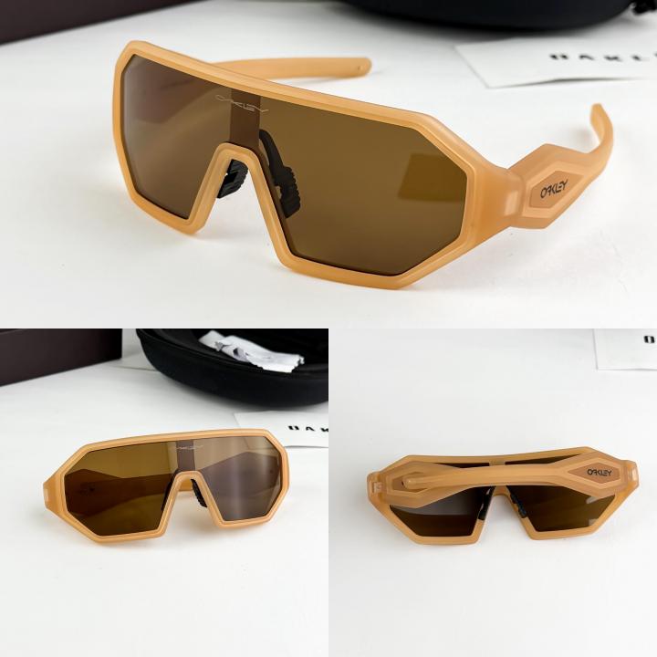 Oakley Sunglass