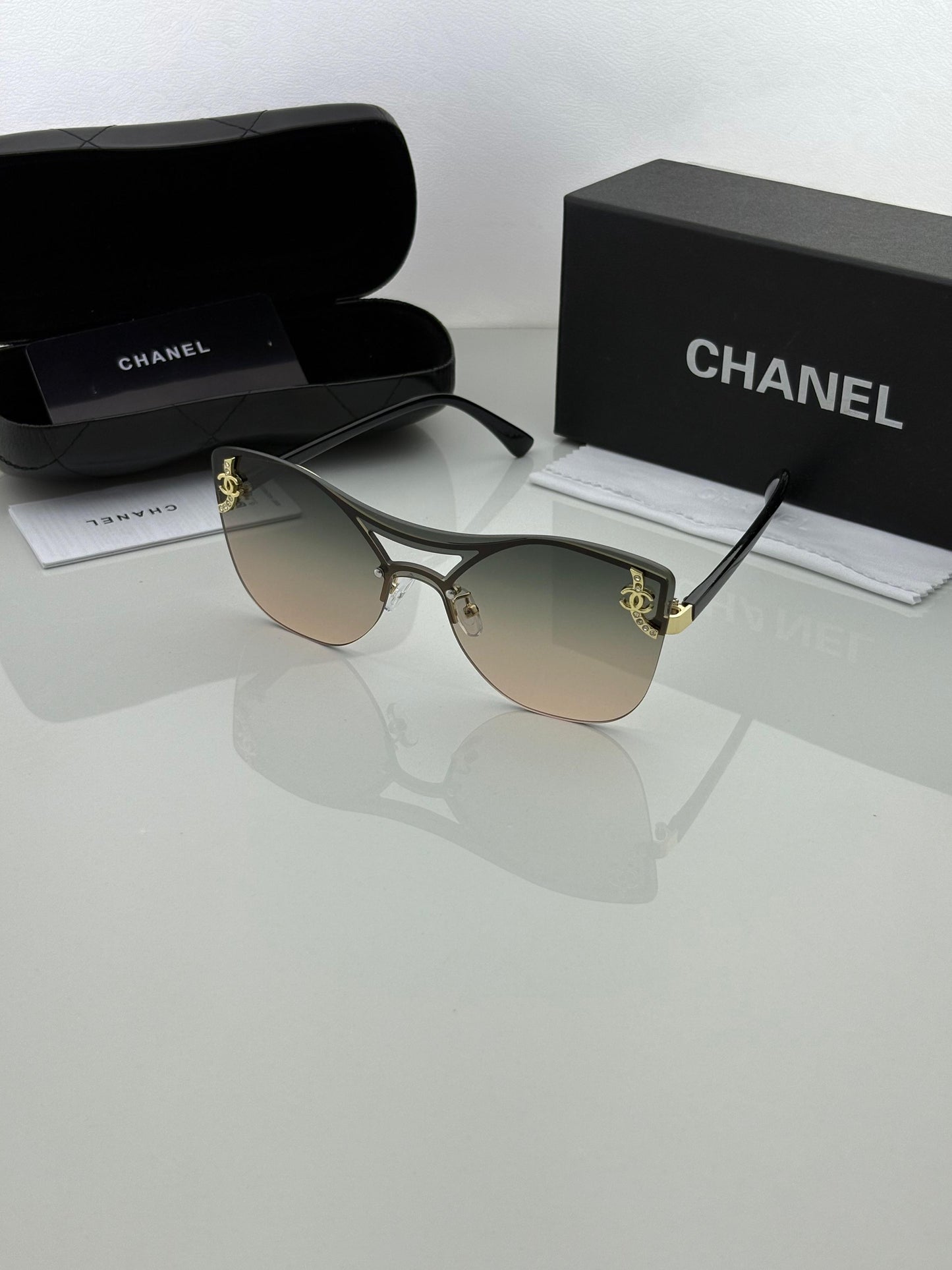 Chanel Sunglass
