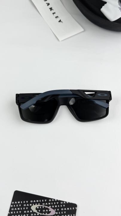 Oakley Sunglass