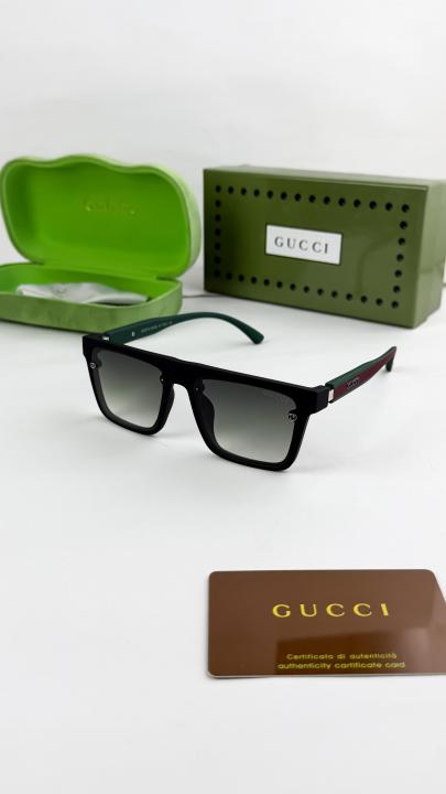 Gucci Sunglass