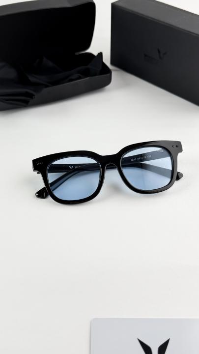 Gentle Monster Sunglass