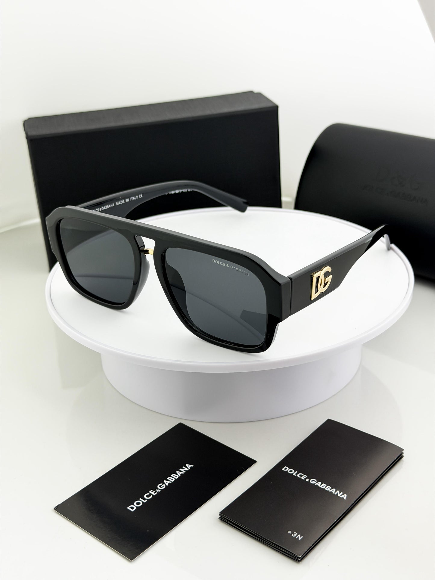 Dolce & Gabbana Sunglass