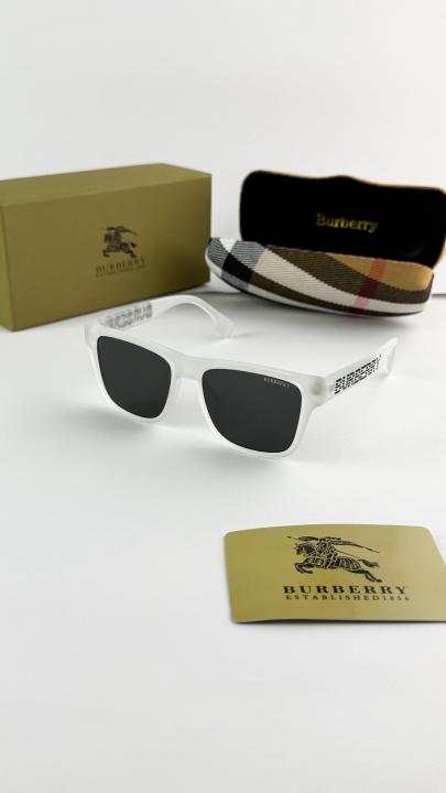 Burberry Sunglass