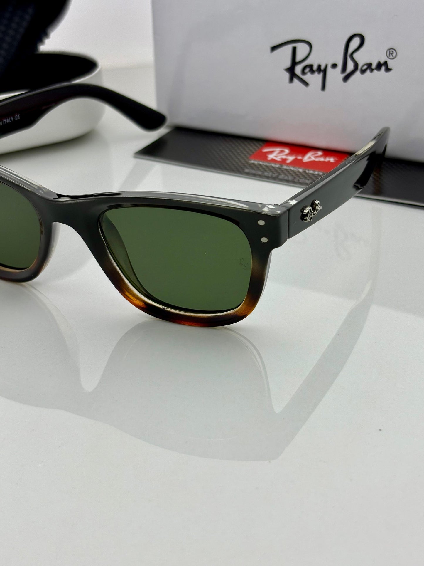 Rayban sunglass