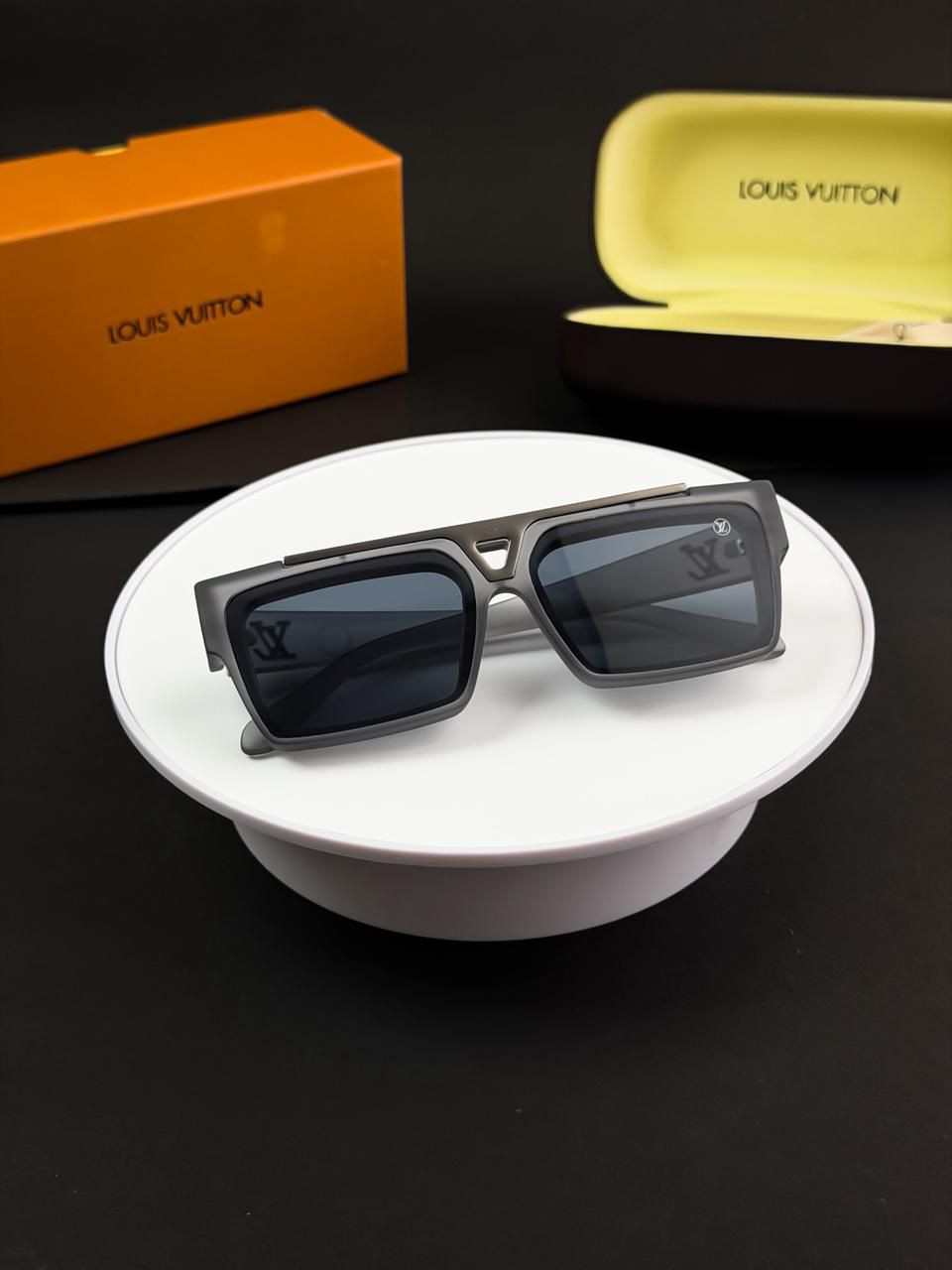 Louis Vuitton Sunglass
