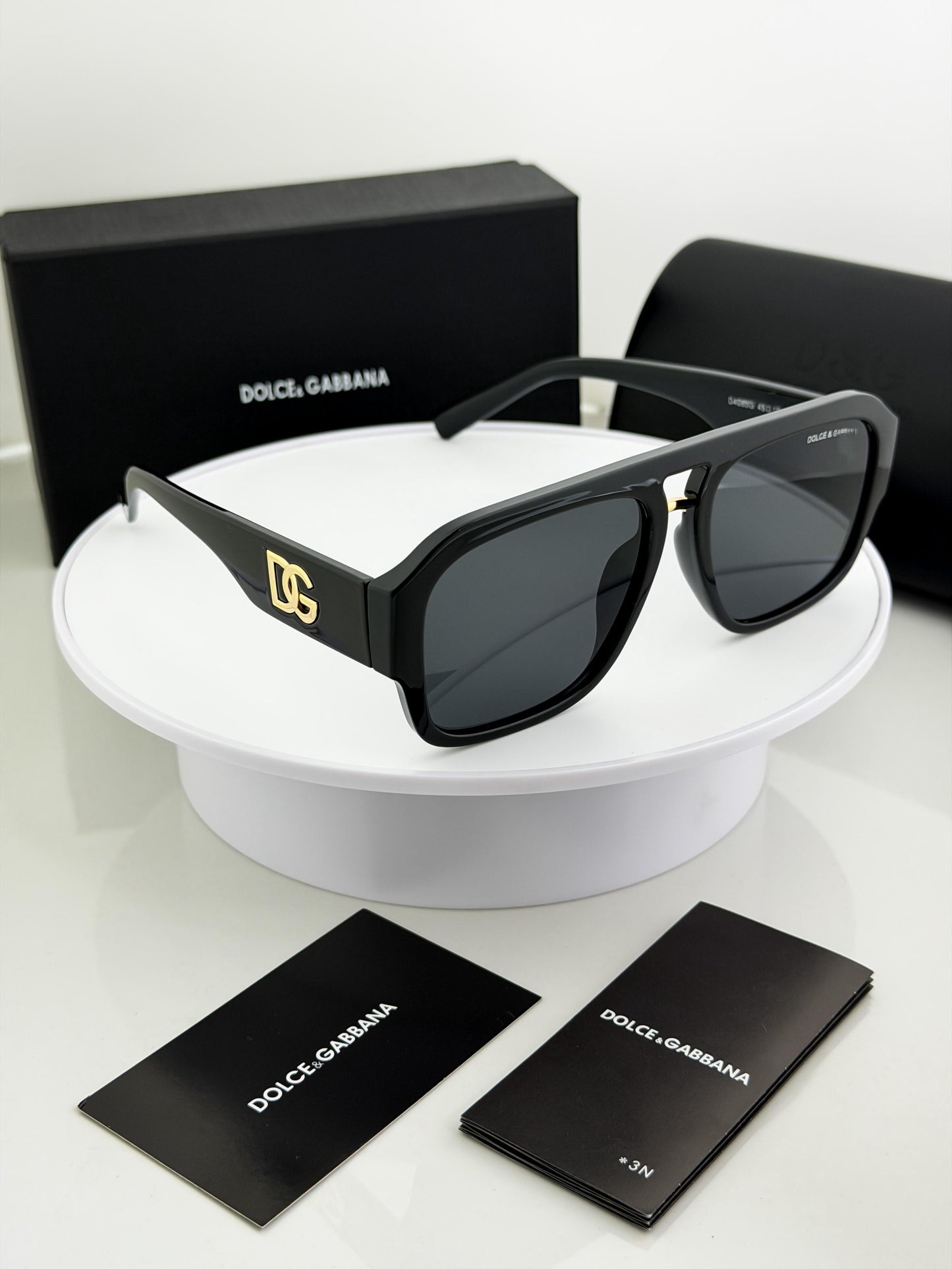 Dolce & Gabbana Sunglass