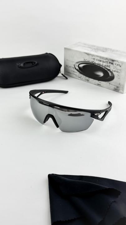 Oakley Sunglass
