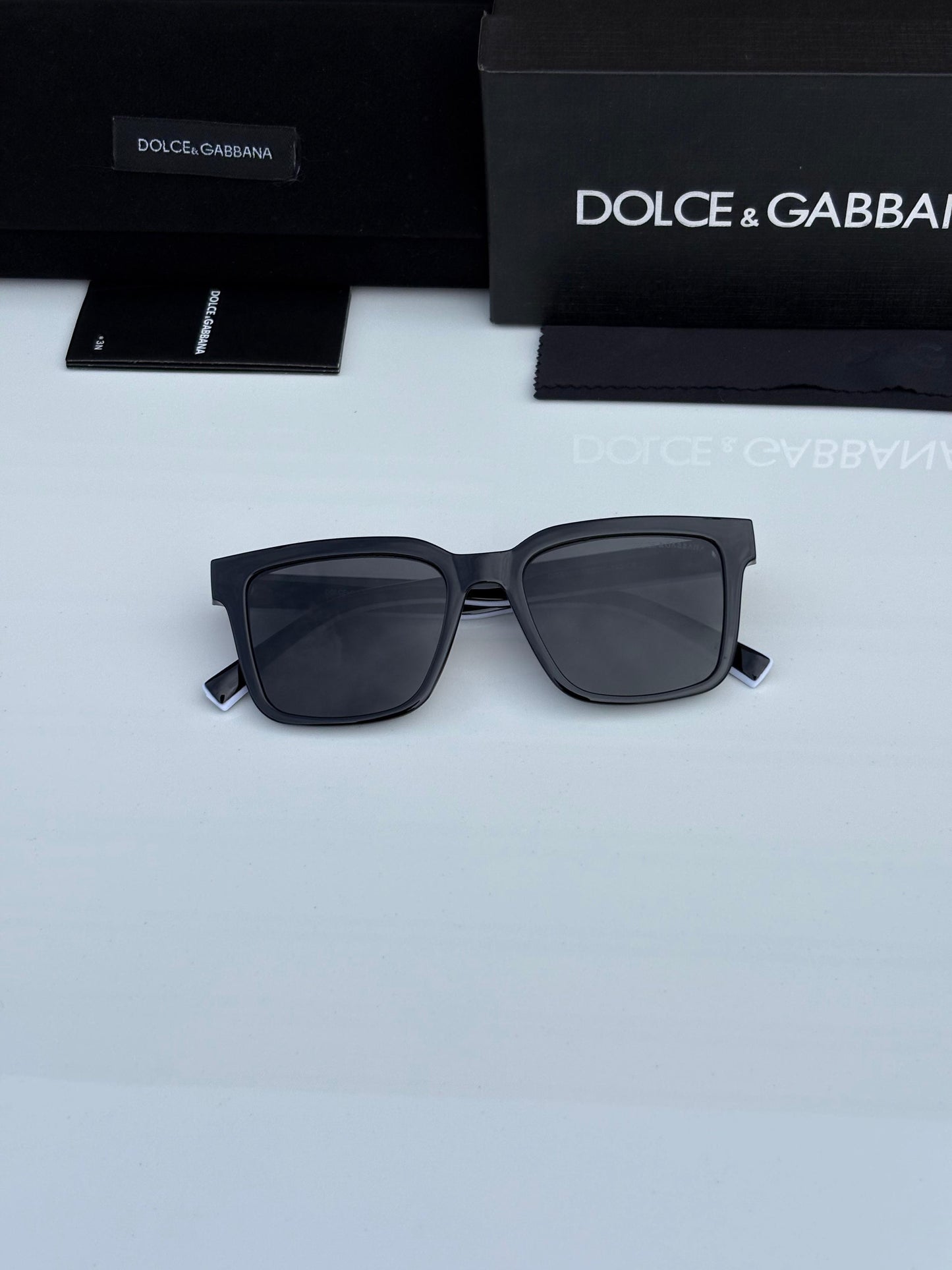 Dolce & Gabbana Sunglass