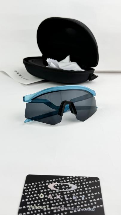 Oakley Sunglass