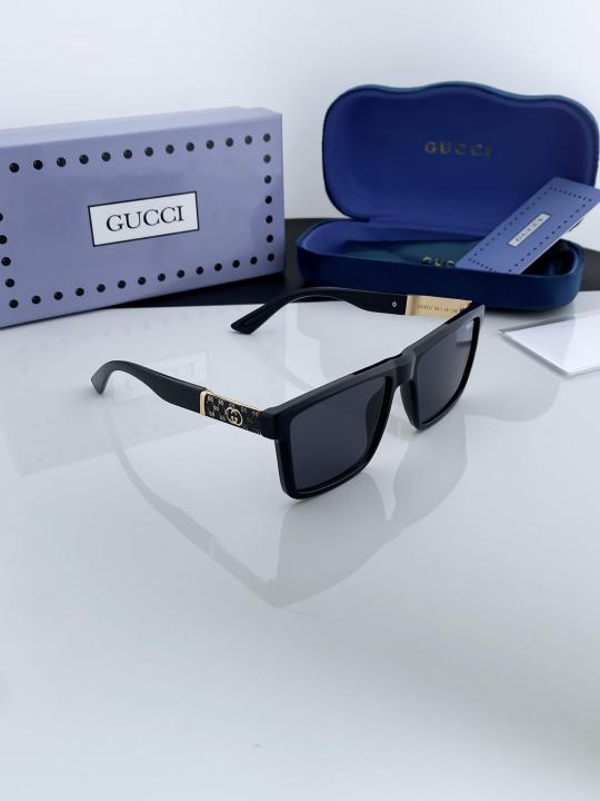 Gucci Sunglass