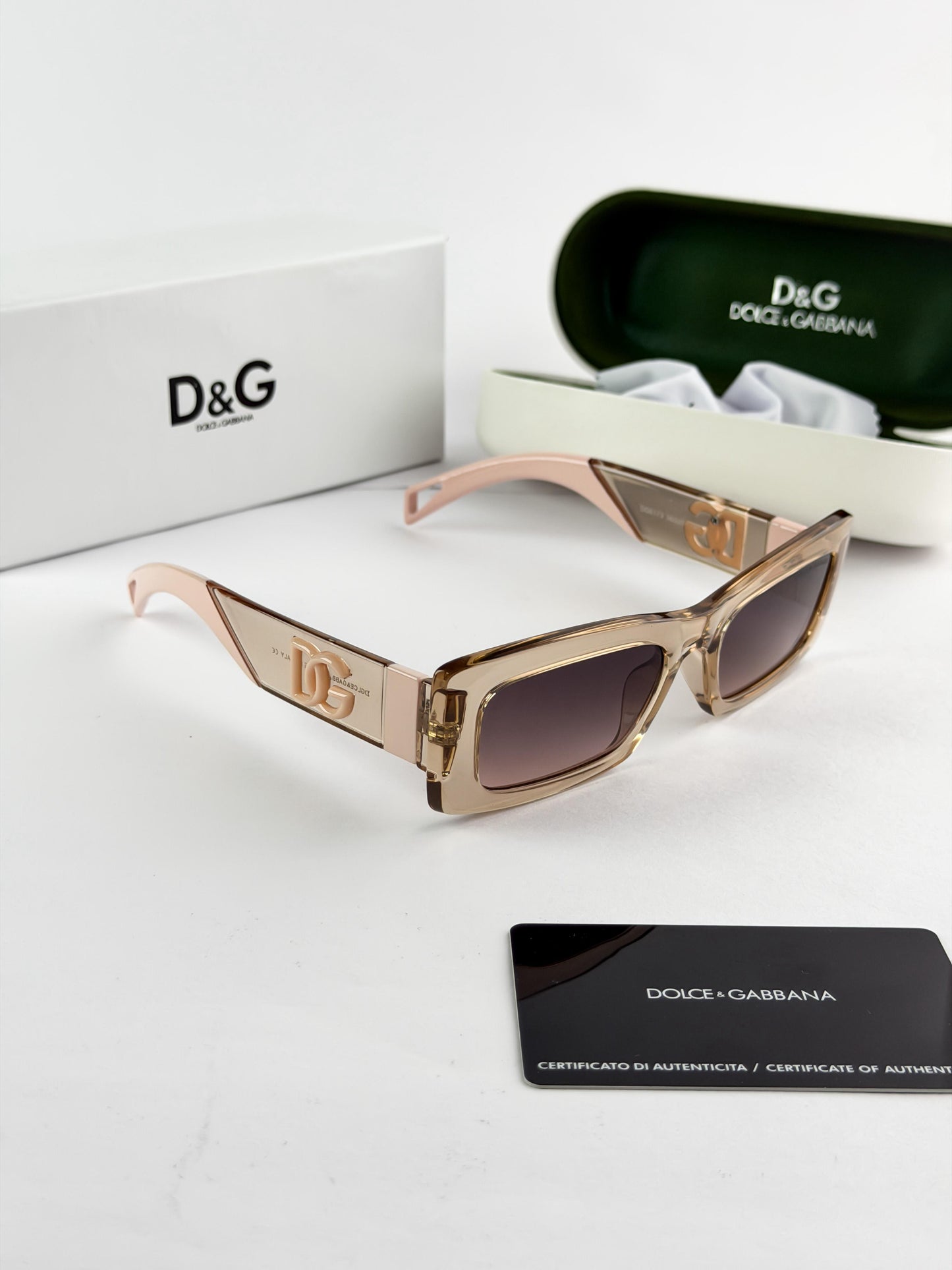 Dolce & Gabbana Sunglass