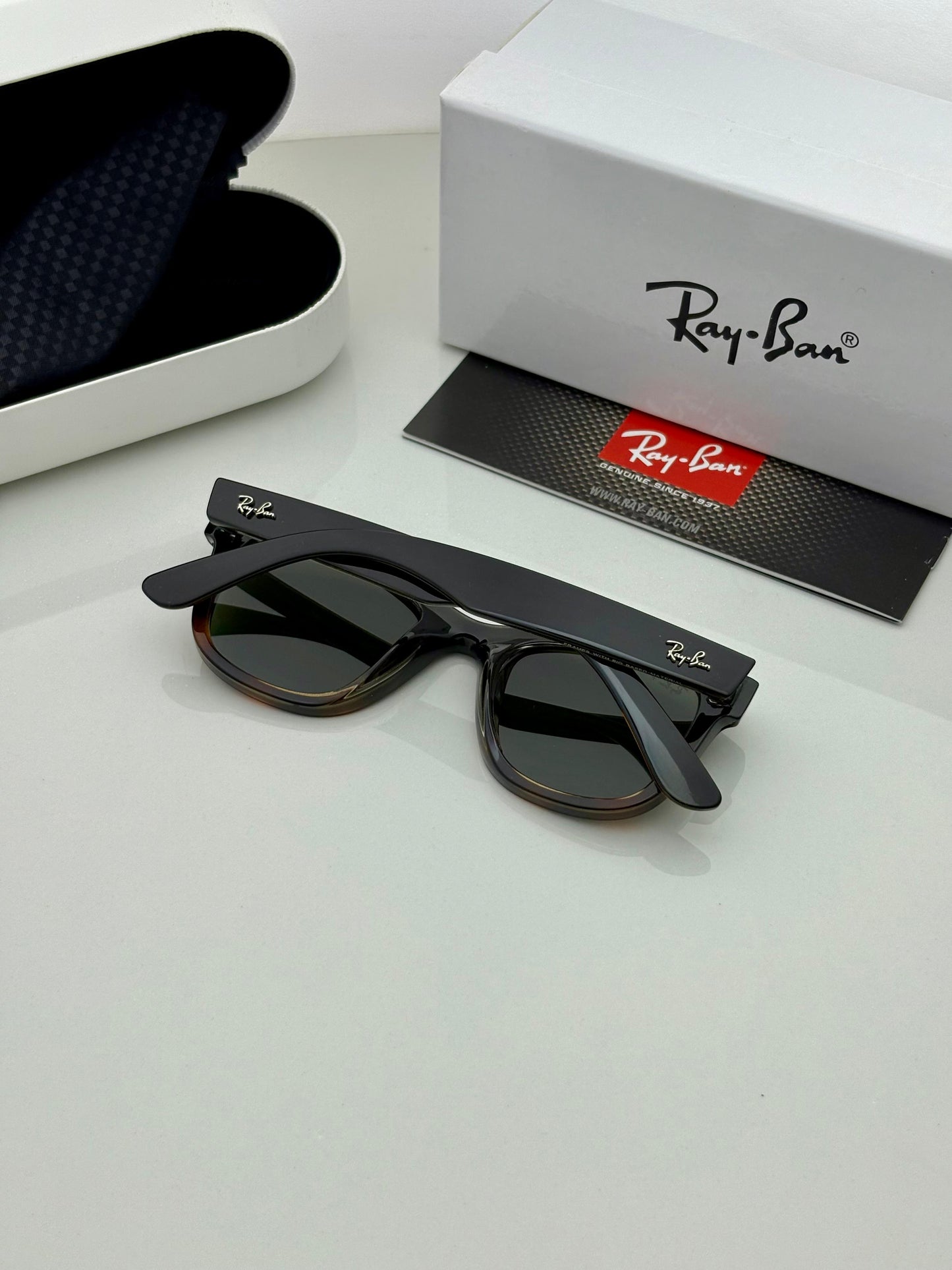 Rayban sunglass